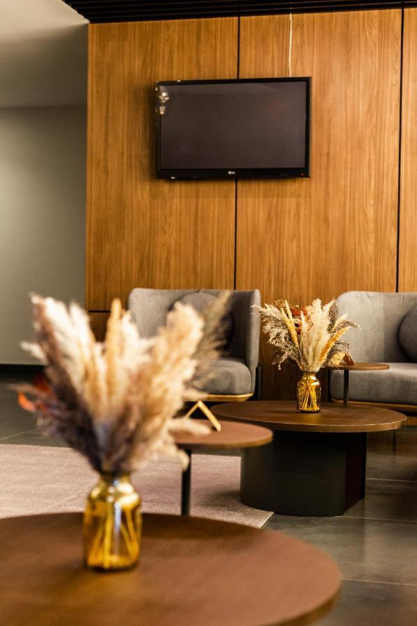 Small Hotel Vinnytsia Extérieur photo
