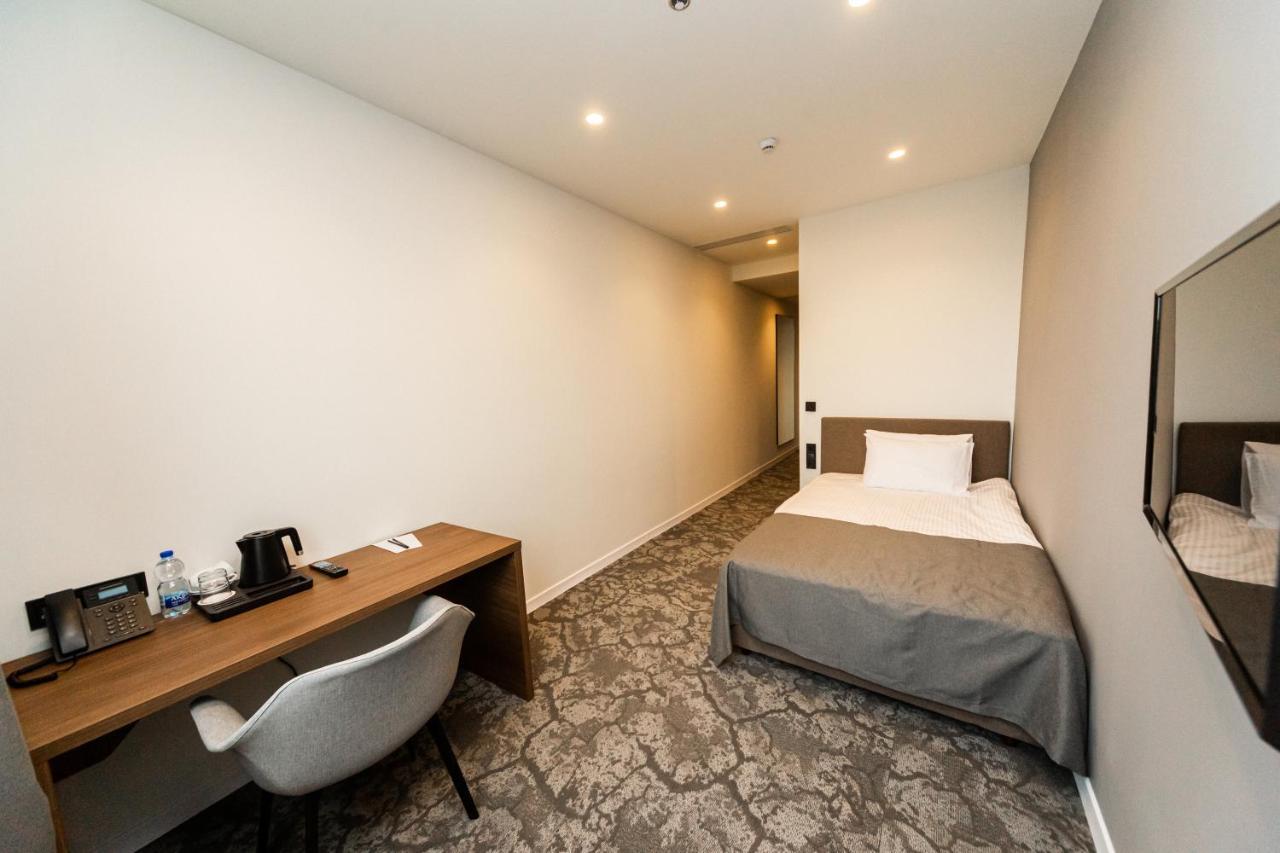 Small Hotel Vinnytsia Extérieur photo