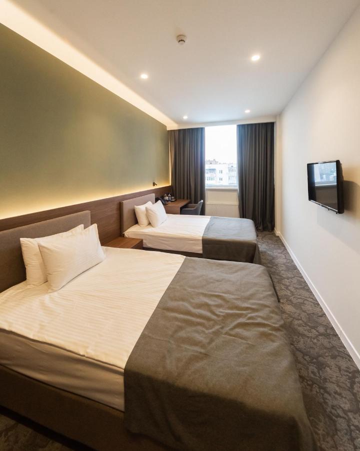 Small Hotel Vinnytsia Extérieur photo