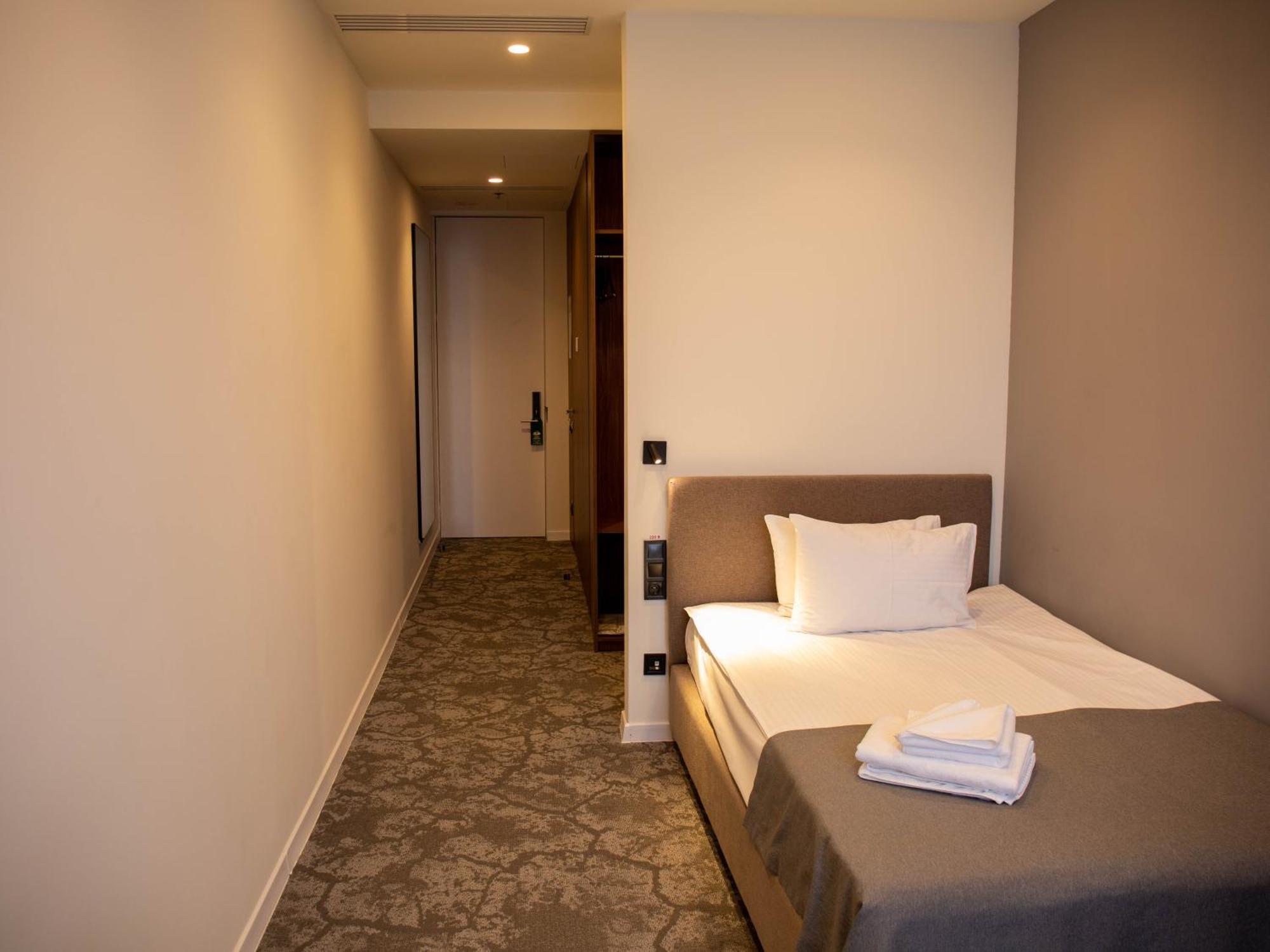 Small Hotel Vinnytsia Extérieur photo