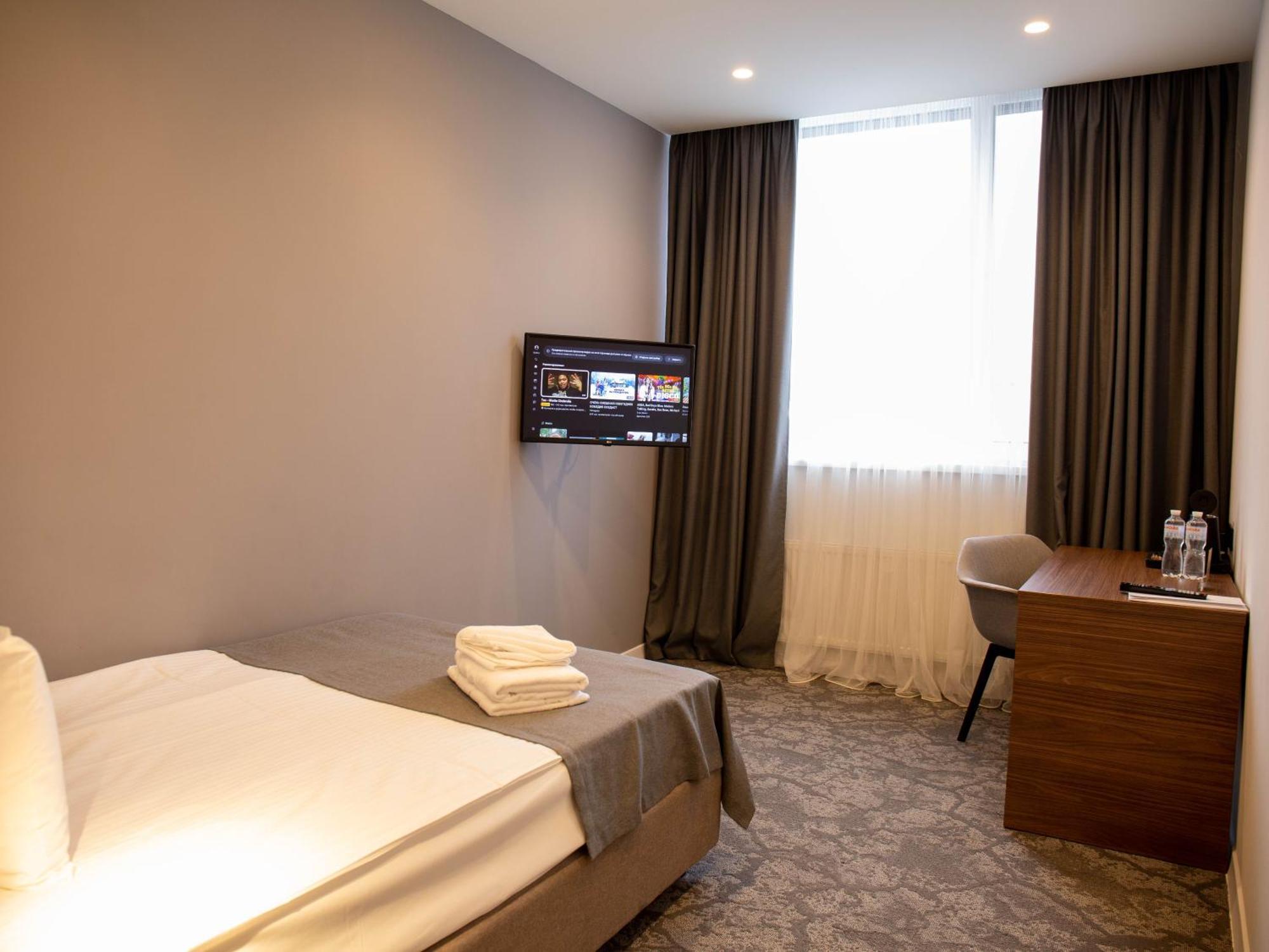 Small Hotel Vinnytsia Extérieur photo