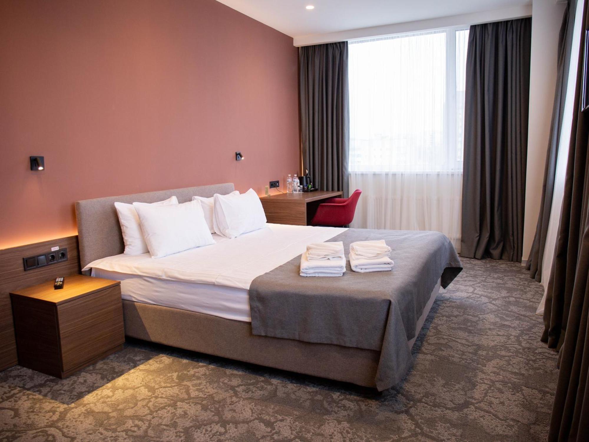 Small Hotel Vinnytsia Extérieur photo